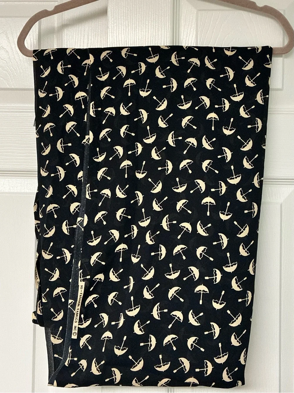 Vintage Fabric for Sewing, 1990's. Black  Print w/ Off White Parasols. 3+ Yards